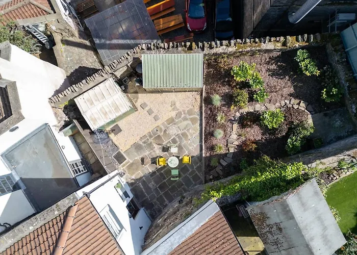 Historic Townhouse & Garden On Christmas Steps *