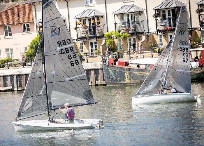 Historic Townhouse & Garden On Christmas Steps Semesterbostad Bristol