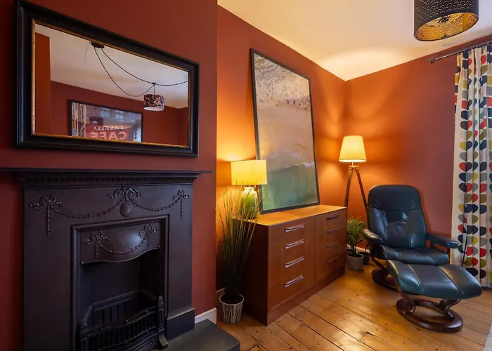 Historic Townhouse & Garden On Christmas Steps Сasa de vacaciones Bristol